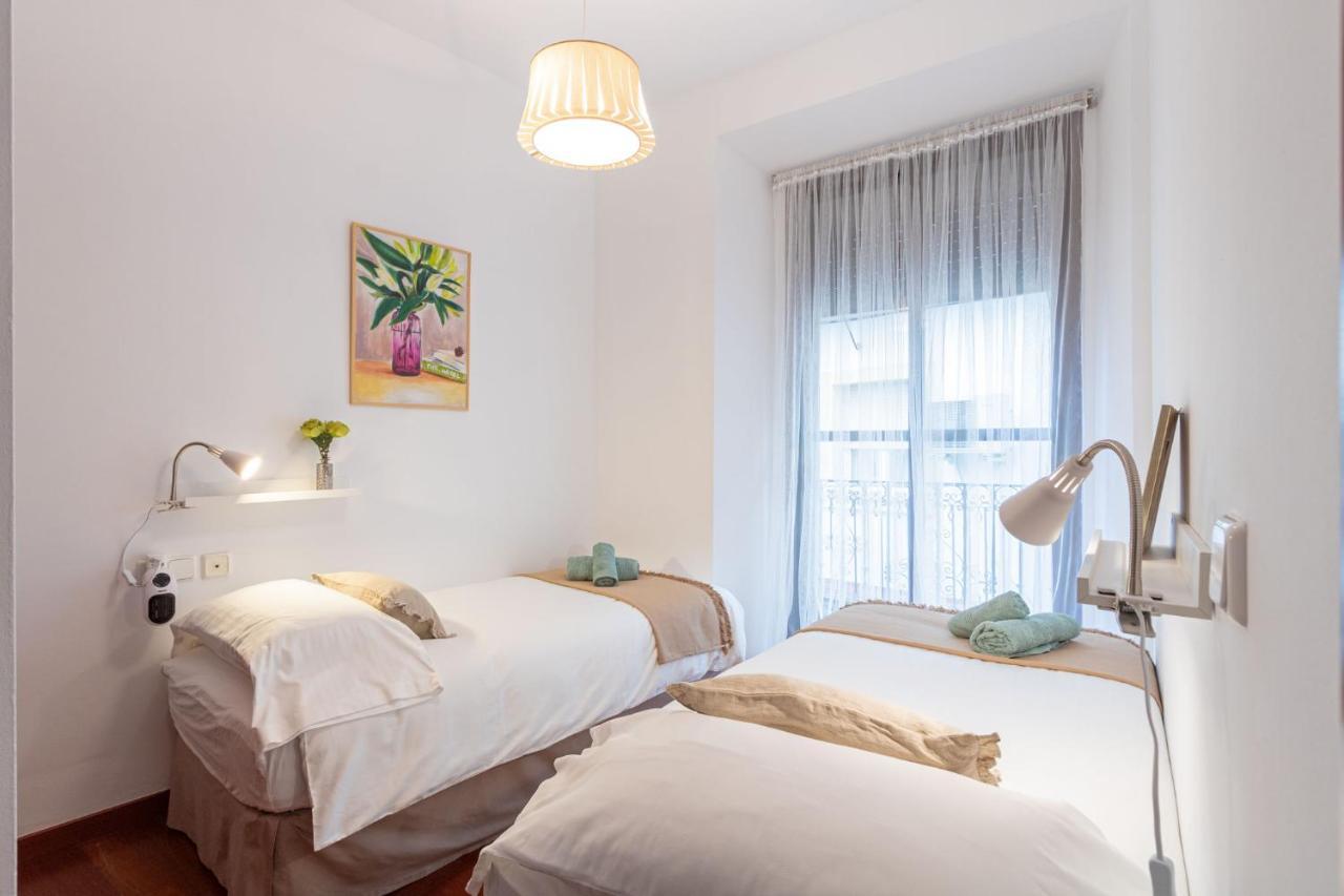 Apartamento Madrono Regina Séville Extérieur photo