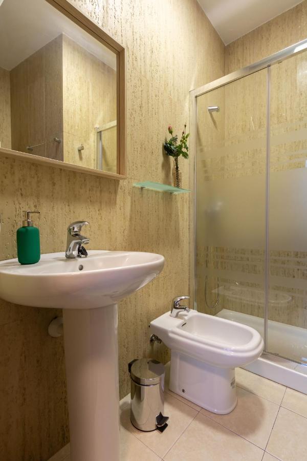 Apartamento Madrono Regina Séville Extérieur photo
